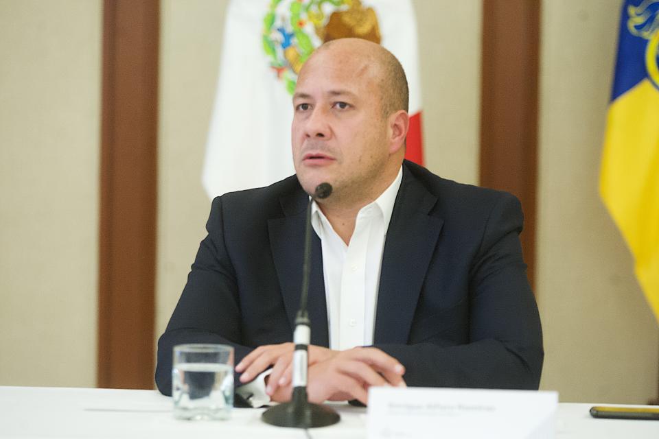 16Bahía INSISTE ALFARO EN RESOLVER EL DESABASTO QUE EXISTE EN LA ENTIDAD… Reitera Jalisco su apoyo al Gobierno en el combate al robo de combustible