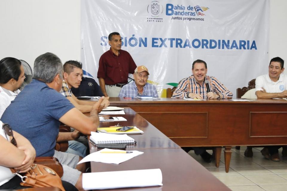 18y19Bahía (7) Un mismo equipo: Ayuntamiento y autoridades auxiliares de BB