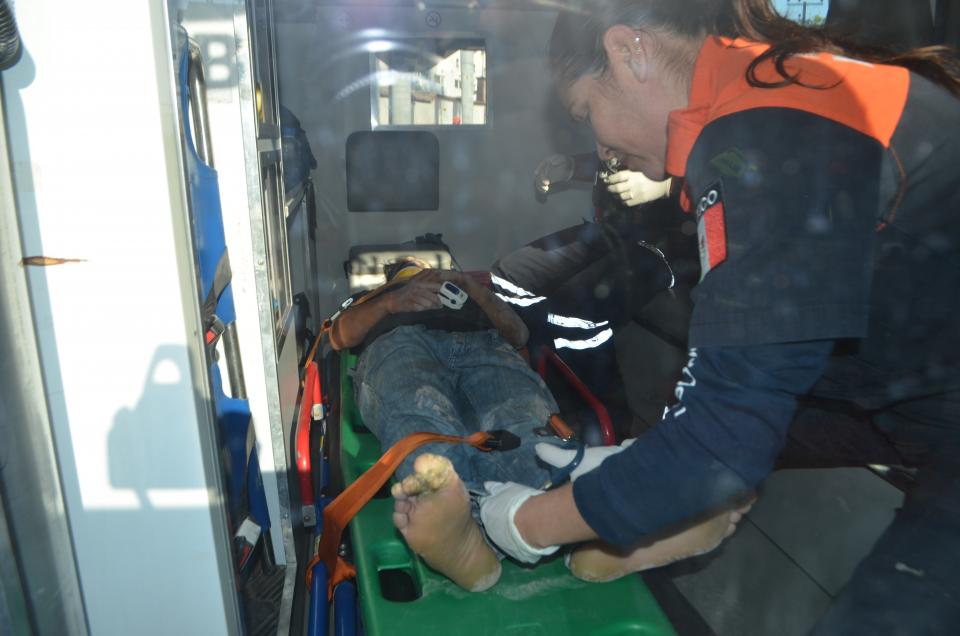 28y29Sucesos (3) Cayó de doce metros, tras electrocutarse