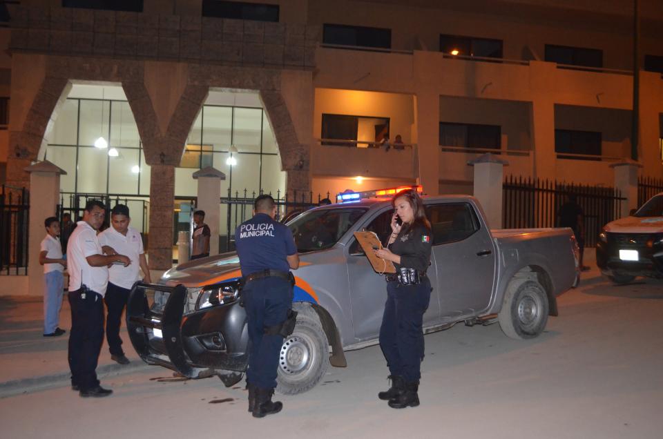 30y31Sucesos (11) Jovencita trató de suicidarse