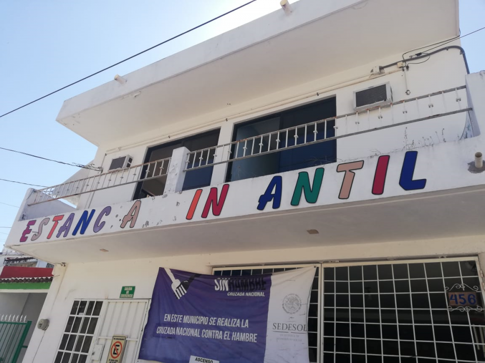 04y05Bahía (4) Pedir prestado o empeñar,para pagar cuotas de estancias