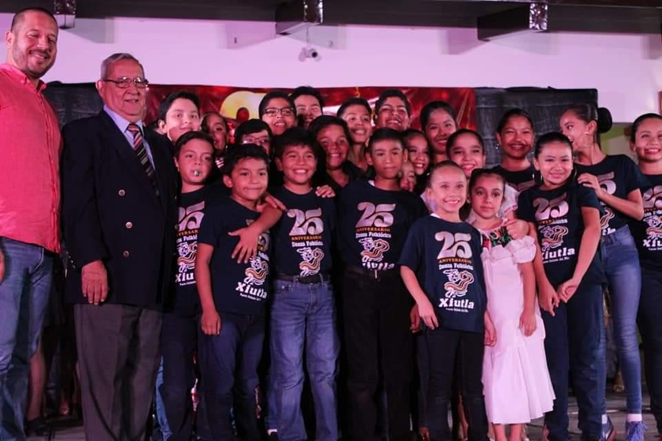 06Bahía (1) Cumple Xiutla 25 años de danza y cultura