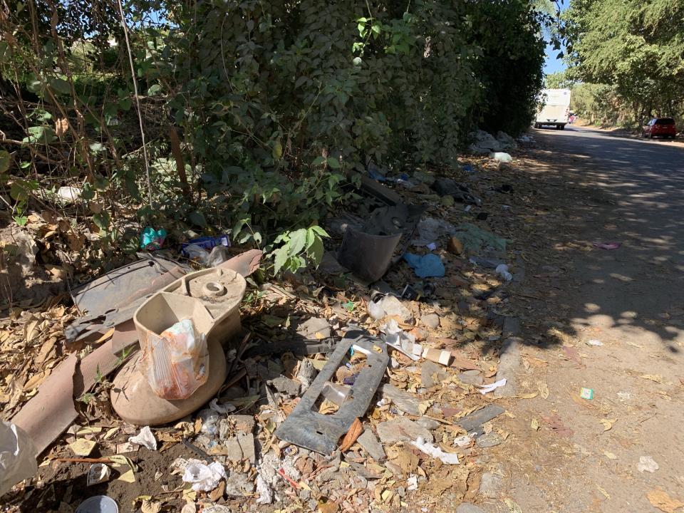 10Bahía (1) Crean pitillalenses basureros clandestinos