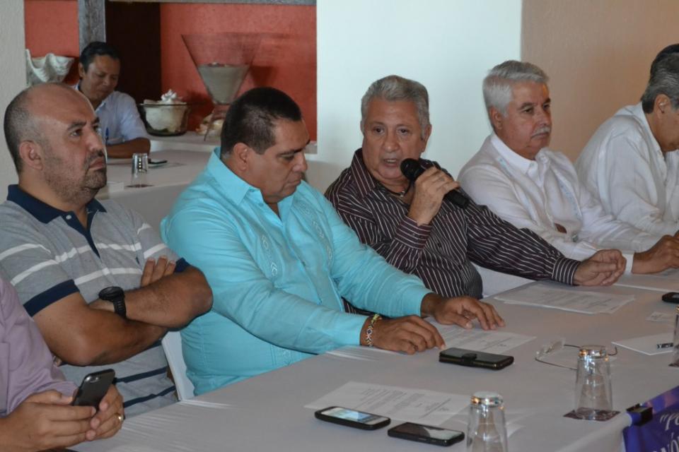 10y11Bahía (1) Apuestan empresarios al binomio riqueza- bienestar en esta región