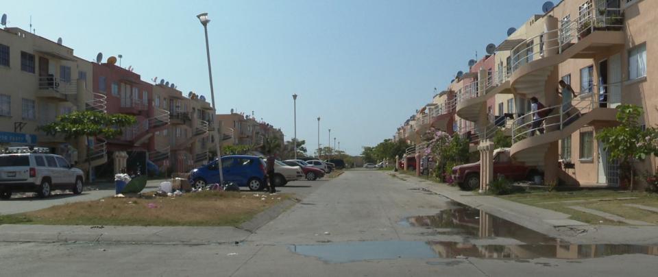 12y13Bahía (1) Buscarán alternativas legales para problema de fraccionamientos