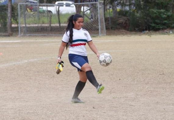 25Deportes (1) Escuela de Fútbol Tuzos Bahía coloca Seleccionadas Estatales