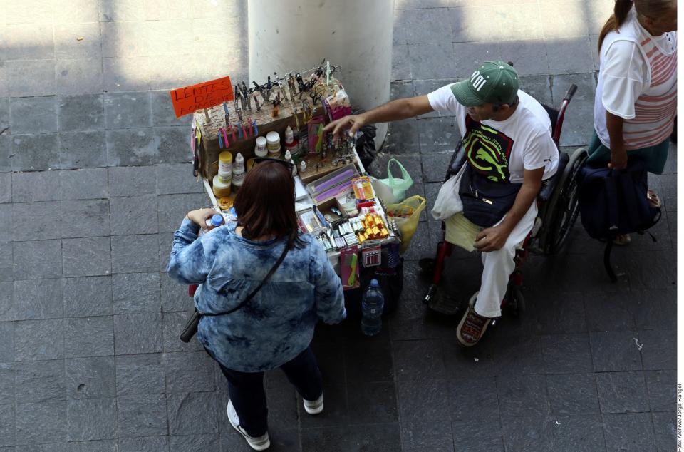 04y05Bahía (1) En la informalidad el 49% en Jalisco