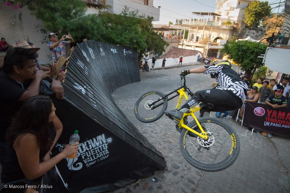 04y05Bahía (11) Más de 40 mil personas se esperan en el Down Puerto Vallarta 2019