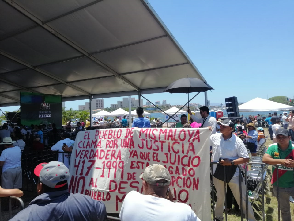 06y07Bahía (3) Protestaron por Hidroeléctrica y desalojo de Mismaloya