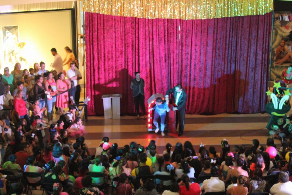 08y09Bahía (8) Solicita comunidad LGBT erradicar homofobia en PV