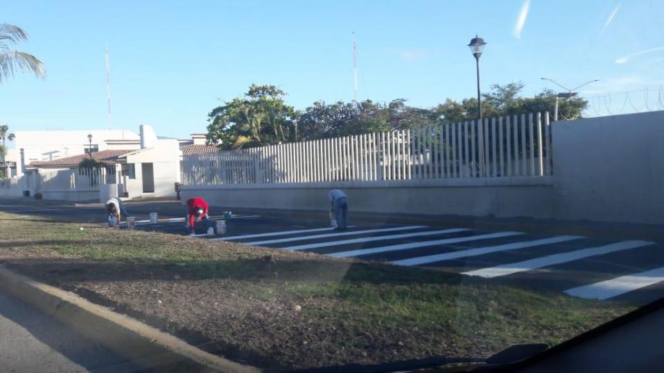 10y11Bahía (11) Por balizar un tramo, se generó un caos vial