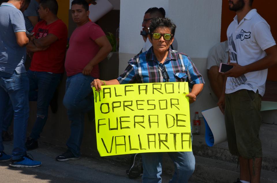 10y11Bahía (4) ¡Fuera operativos! exigían ciudadanos… y lo lograron