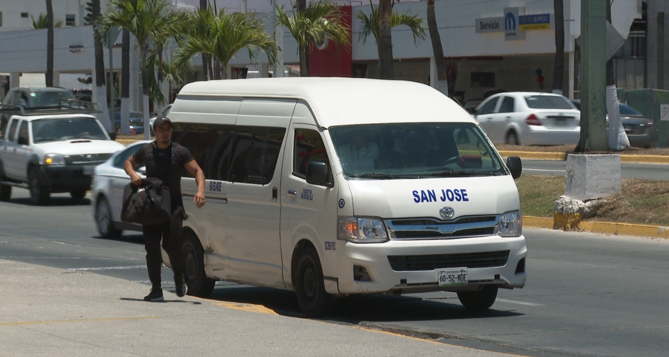 10y11Bahía (5) Combis no respetan rutas
