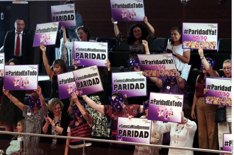 16y17México01 Avanza en Senado paridad de género