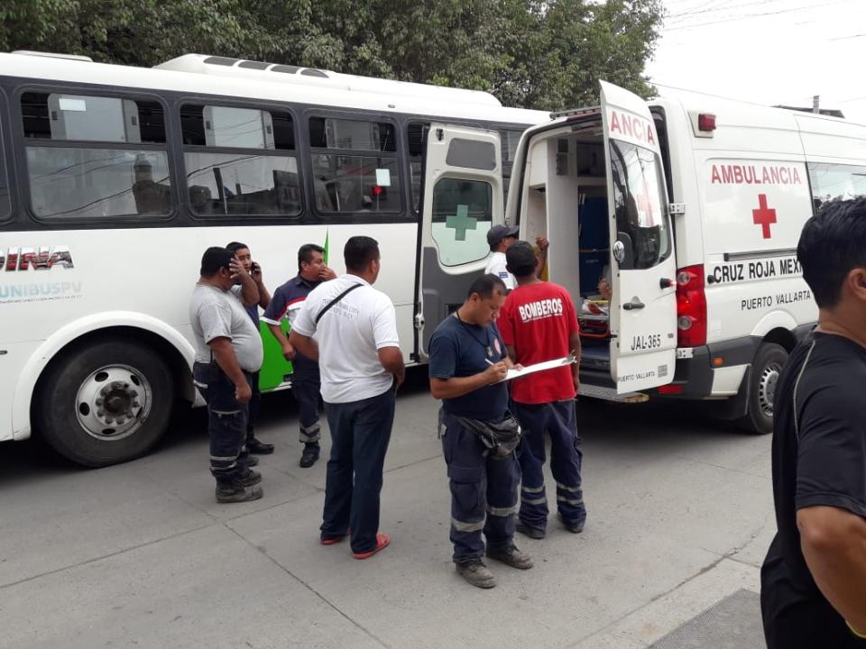 28y29Sucesos (9) Camión atropella a mujer