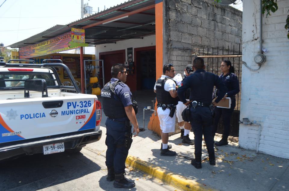 30y31Sucesos (12) Policía Municipal frustra robo a mano armada y sale herido