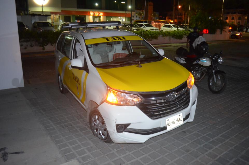 30y31Sucesos (3) Pareja lesionada en accidente de moto