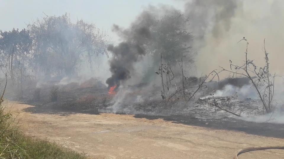 30y31Sucesos (4) Molesto incendio en Fluvial