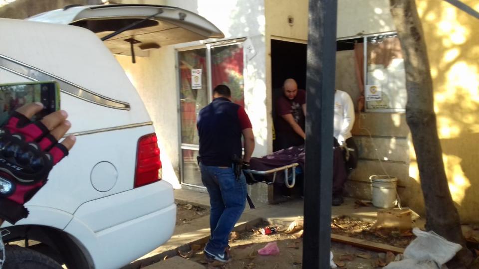 31Sucesos (1) Se suicida joven en Jardines del Sol