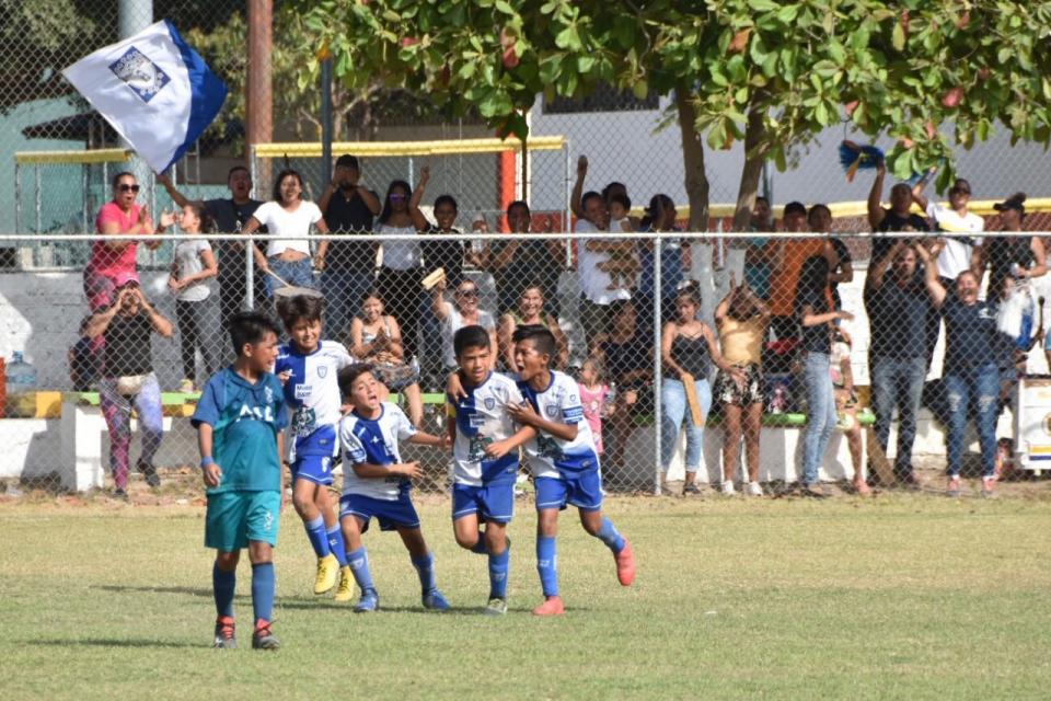 BADEBA COPA VALLARTA (1) Gran actuación de los Tuzos de Bahía de Banderas en Copa Vallarta