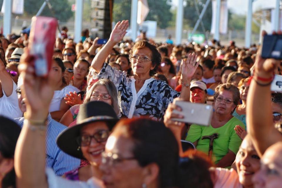 BADEBA PRINCIPAL (1) Espectacular festejo para 7 mil mamás de Bahía de Banderas