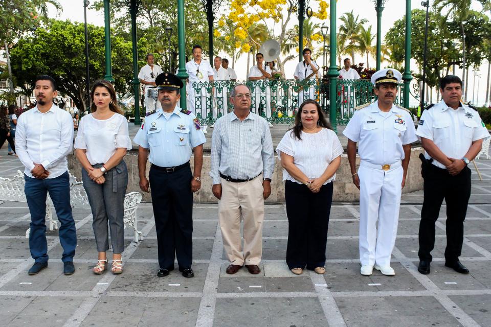 COMUNICADO 0535 (1) Conmemoran la muerte de los pilotos del Escuadrón 201