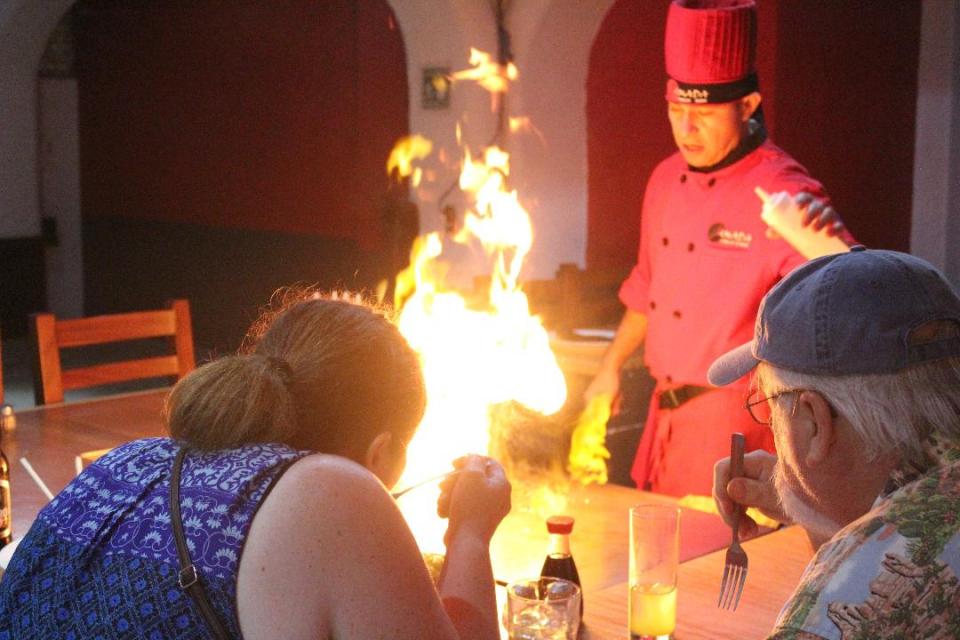 LA MESA ESTA PUESTA (1) ”Yamada enciende tu apetito en Vallarta”