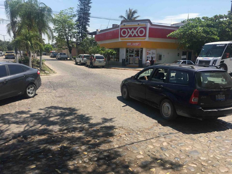 A06Bahía (1) Faltan señales en cruceros conflictivos