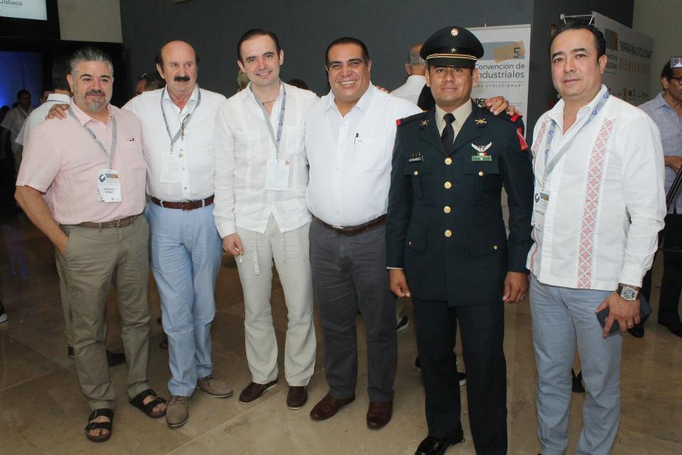 COMUNICADO 0618 (1) Busca Dávalos con industriales fortalecer la economía del puerto