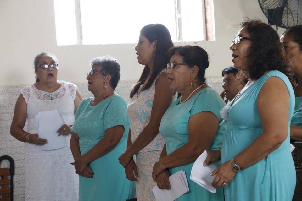 COMUNICADO 0623-DIF-Club tercera edad Las Palmas (4) Convive presidenta del DIF con grupos de la tercera edad