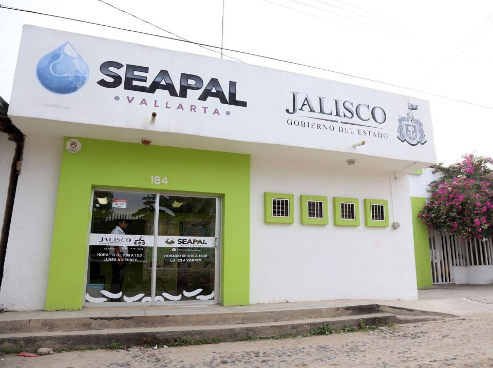 10y11Bahía (1) El Diputado Blancas a favor de municipalización de Seapal