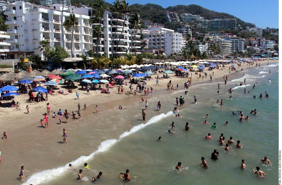 10y11Bahía (1) Están óptimas para uso de recreativo las playas de PV