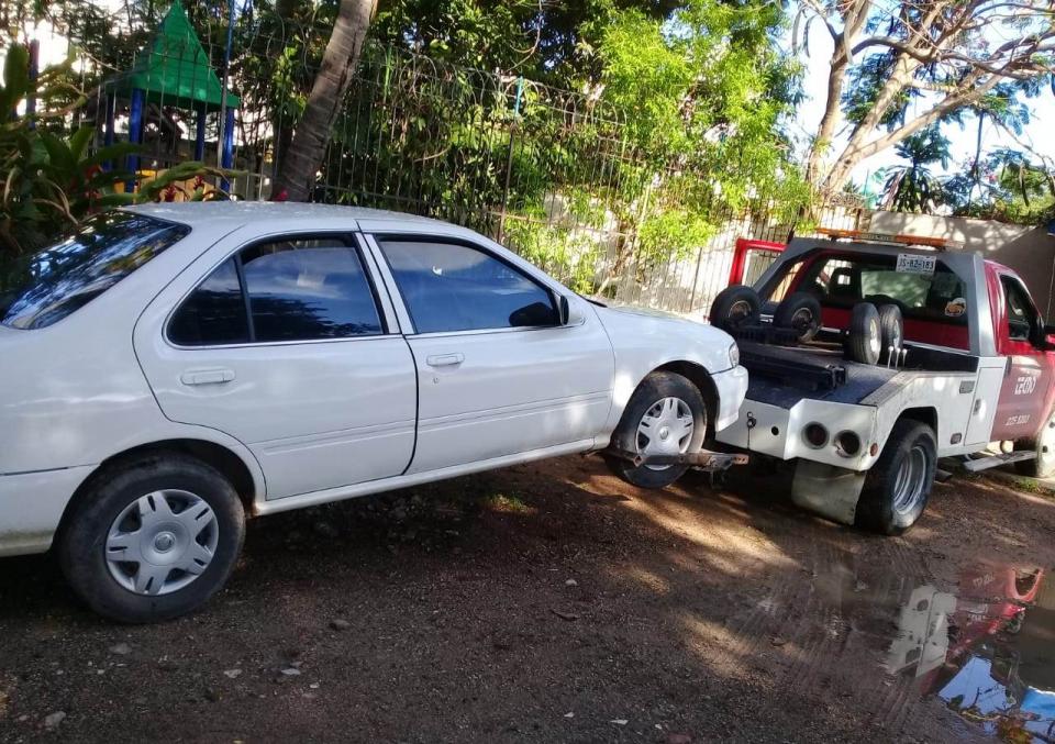 30y31Sucesos (10) Recuperan vehículo con reporte de robo es recuperado