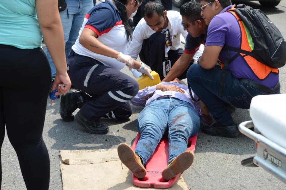 30y31Sucesos (8) Atropellan a motociclista