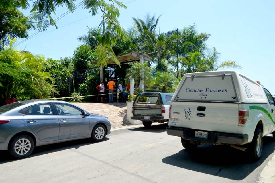 homicidio29jul Encuentran a ex director de ASA sin vida dentro de aljibe de su casa de Lomas del Valle; presumen robo