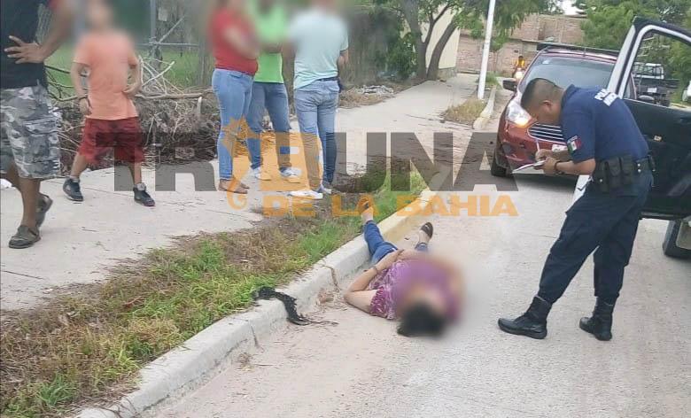 AtropelladaTalpita Mujer es atropellada por camioneta en Ixtapa