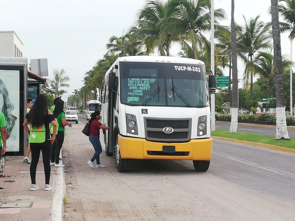 IMG-20190811-WA0009 Reportan más de 3 mil usuarios trasbordados para llegar al centro