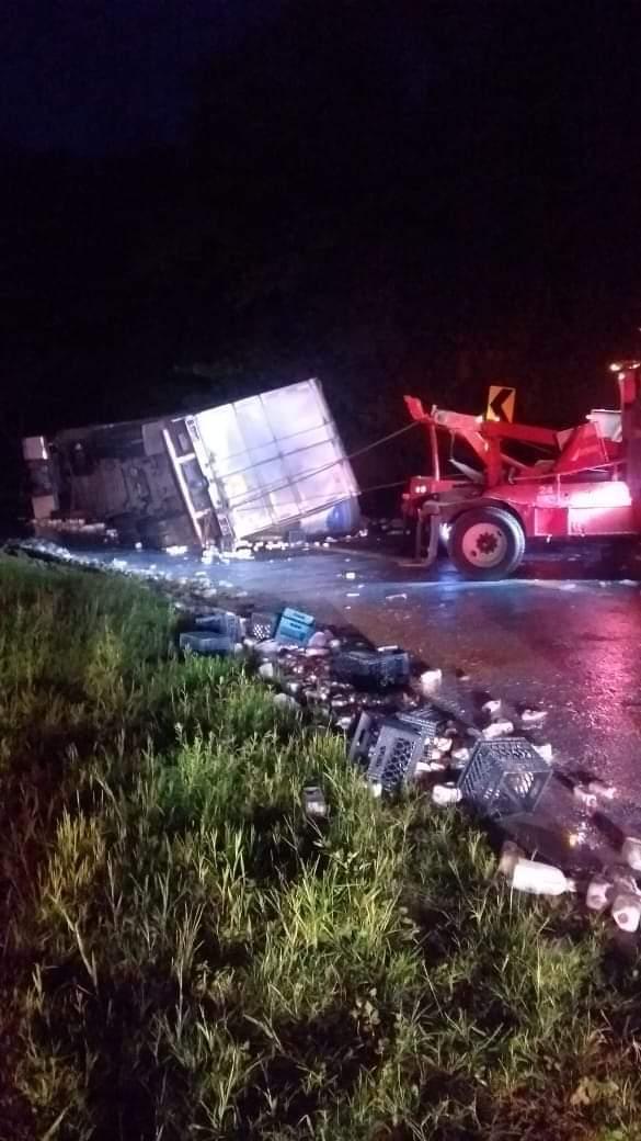accidente Cierre de carretera 200 altura Mesillas por accidente
