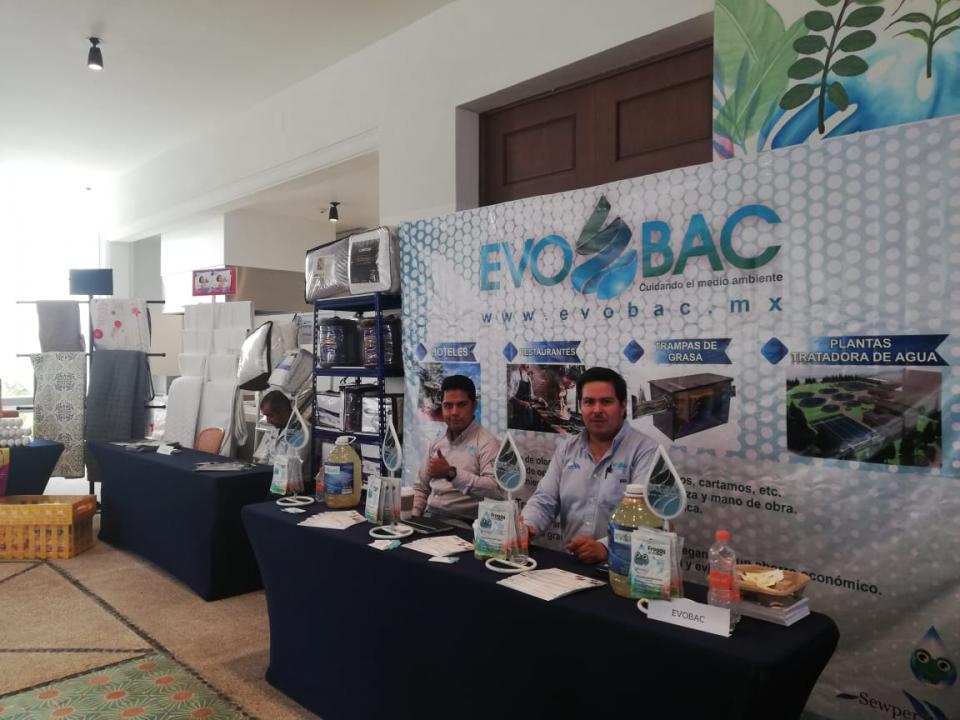 expo Inauguran expo de negocios en donde participa el municipio de Tepatitlán.