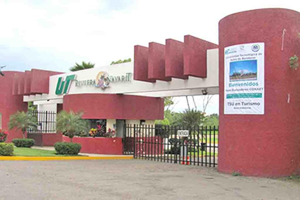 webphoto Constituye la UTBB patronato universitario
