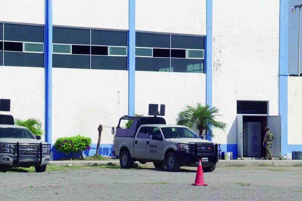 Buscan reubicación de SEMAR de la unidad deportiva de San José Buscan reubicación de SEMAR de la unidad deportiva de San José