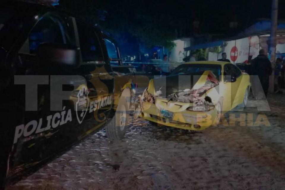 New Project - 2019-12-07T203952.599 Un lesionado y daños materiales saldo de un choque entre un auto particular y patrulla de la Policía Estatal