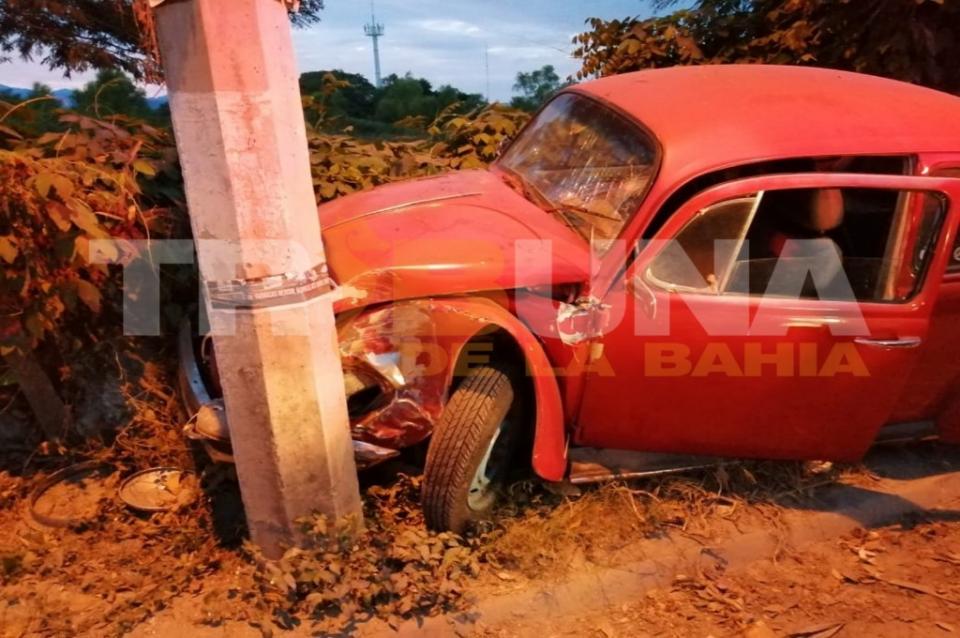 saqueo choque vehículo avenida poetas Saquean, chocan y abandonan vehículo en Avenida Los Poetas