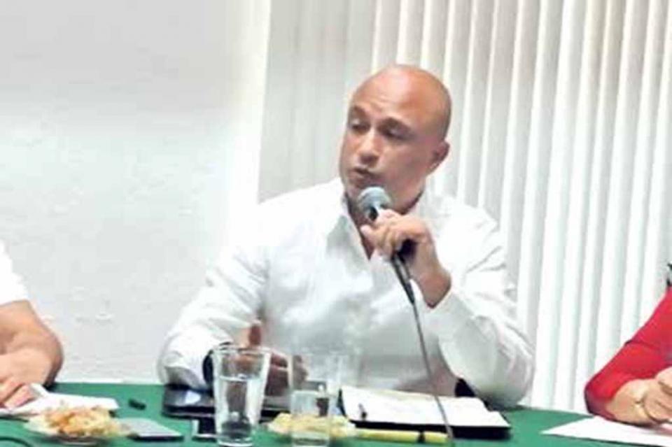 No es correcto pagar renta por la UMA; Saúl López No es correcto pagar renta por la UMA; Saúl López