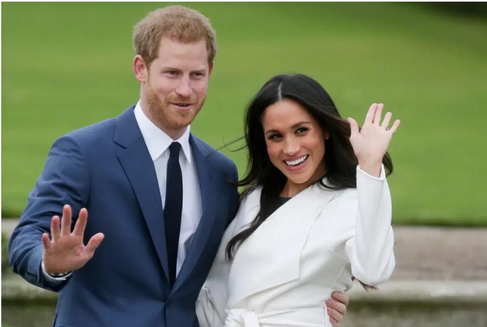 PríncipeHarryyMeghanMarkle Príncipe Harry y Esposa, abandonan la Familia Real