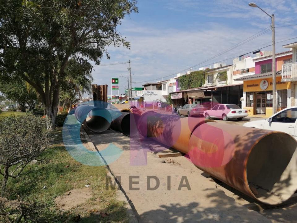 incomoda vecinos obras colector Incomoda a vecinos atraso en obra de colector