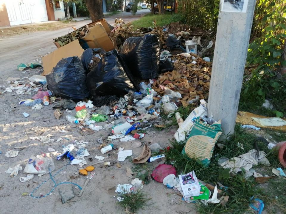 WhatsApp Image 2020-02-27 at 12.35.04 (1) Ensucian las calles en la colonia presidentes municipales