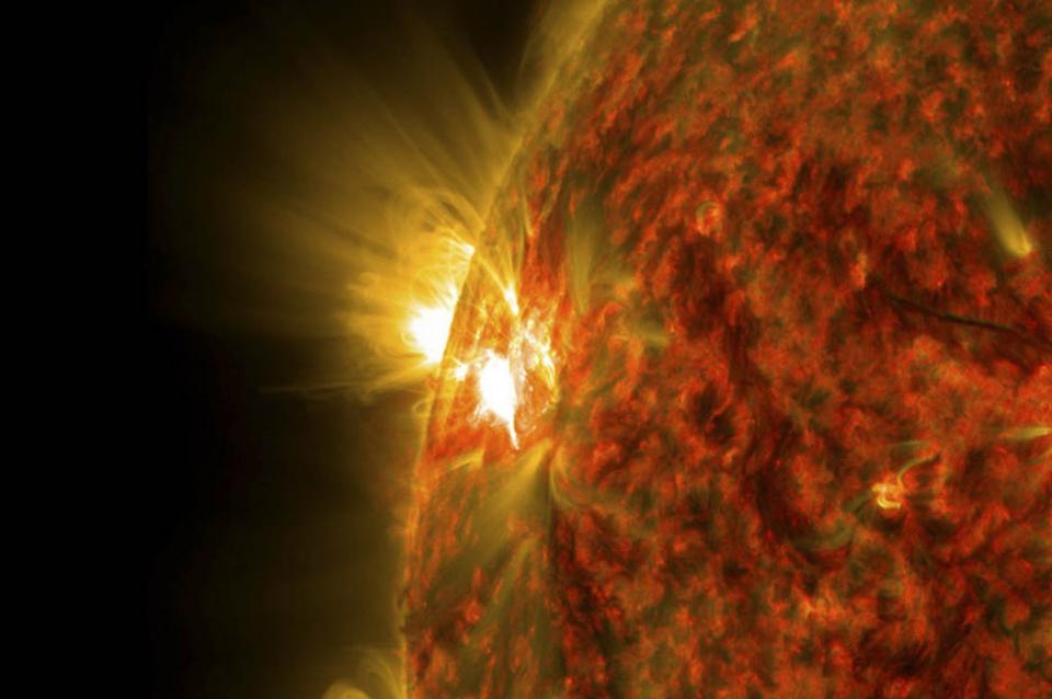 elsol Misión espacial hacia el sol, observarán sus polos por primera vez