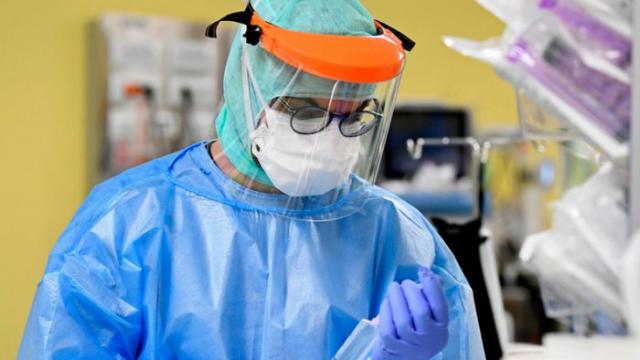 Italiano mata a su novia tras acusarla de haberlo infectado Italiano mata a su novia tras acusarla de haberlo infectado