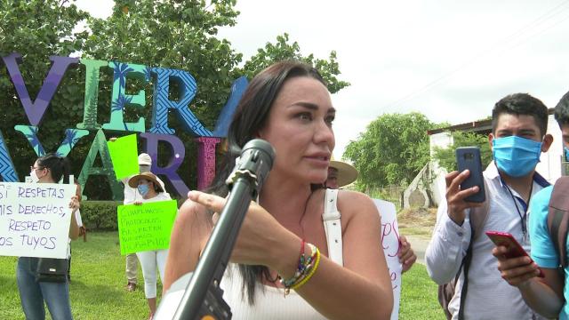 Exdiputada priista organiza protesta por medidas sanitarias en Bahía Exdiputada del PRI